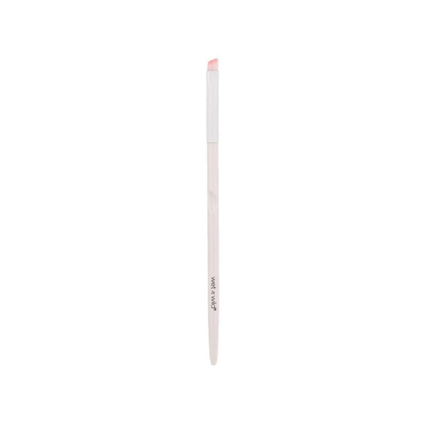 Wet n Wild E781 Convex Eyeliner Brush, Synthetic Fibers, Angled
