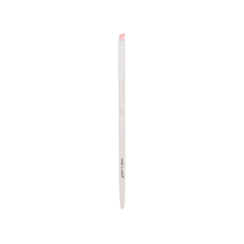 Wet n Wild E781 Convex Eyeliner Brush, Synthetic Fibers, Angled