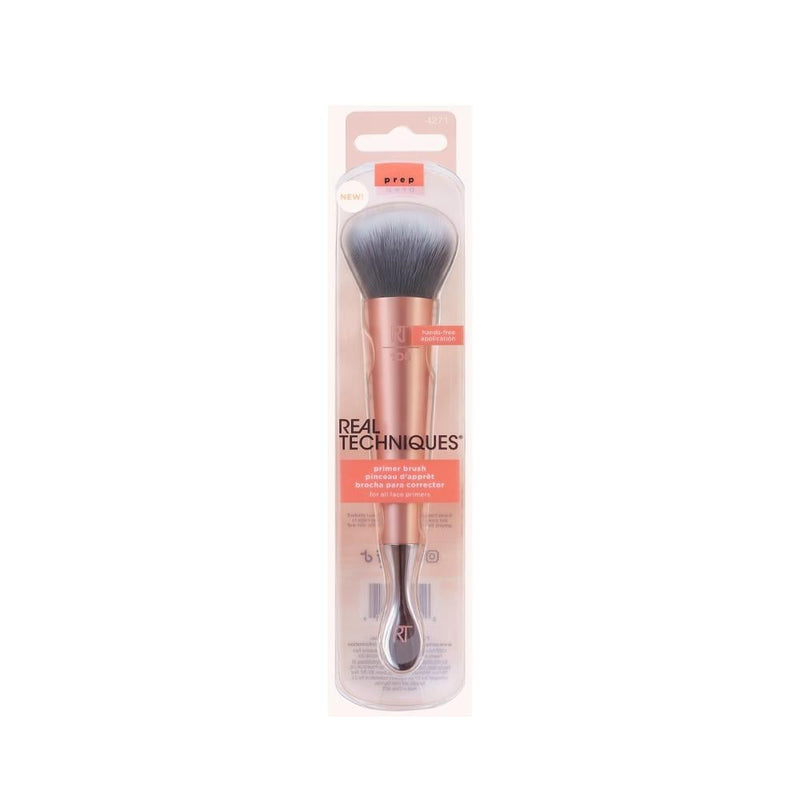 Real Techniques Foundation Brush 4271 with Integrated Product Spoon