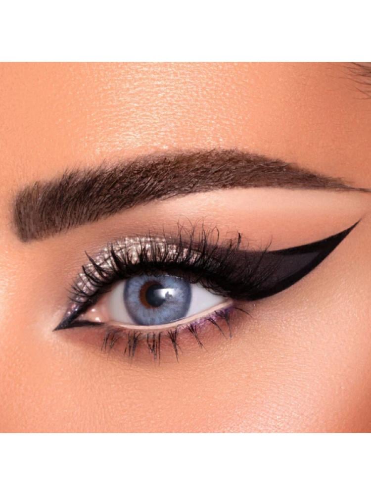 Blue Contact Lenses Turquoise Blue C8 Fashion Icon Monthly Eye Candy