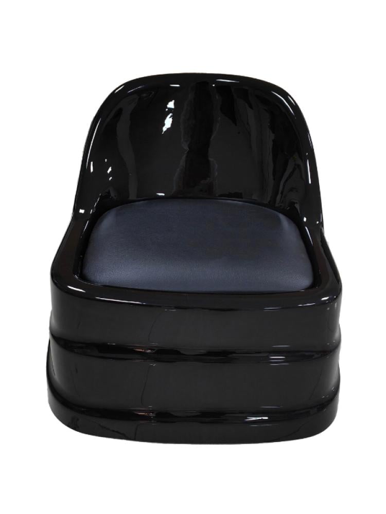 Salon System Black Salon Work Chair with Padded Seat