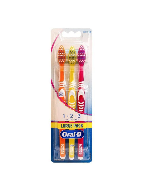 Oral-B Classic Medium Soft Toothbrush - 3 Pieces | Assorted Colors