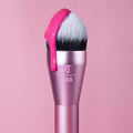Real Techniques Power Pigment Blush Brush 453 Flawless Application