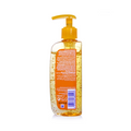 Clean & Clear Daily Facial Wash with Lemon and Papaya Extracts for a Radiant Glow, 150ml