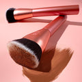 Real Techniques Contour Brush Snatch + Sculpt Model 261 Cream Blending