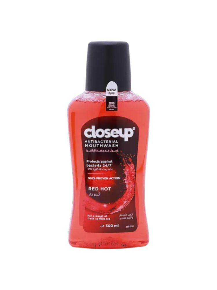 Antibacterial Mouthwash for Bad Breath Red Hot Closeup 300ml