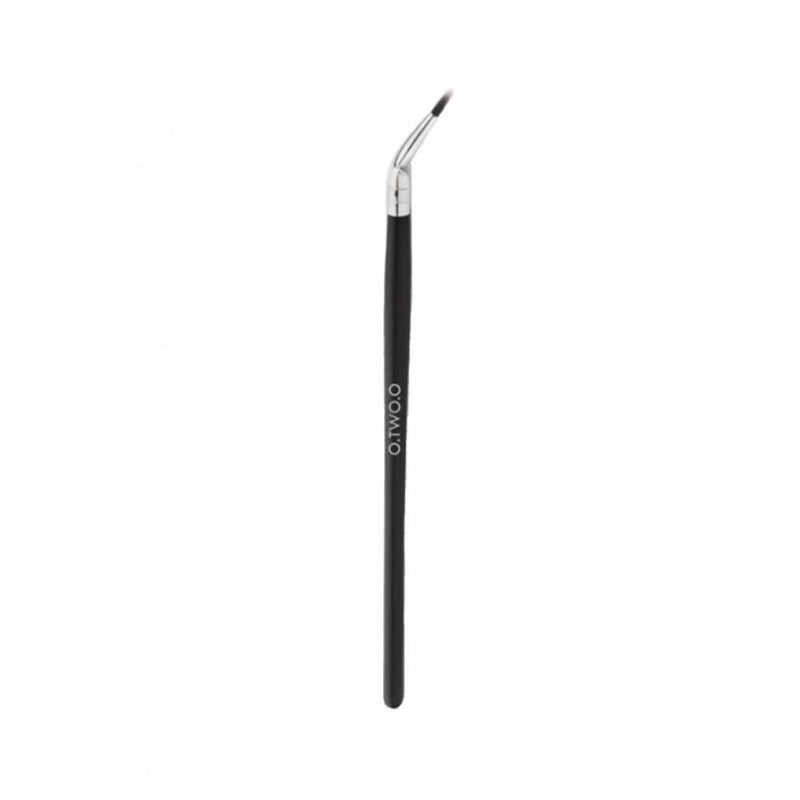 Eyeliner Brush Curved Design Thin Line O.Two.O EM003