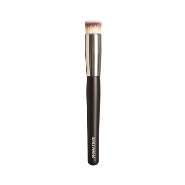 Basics Signature Flat Head Foundation Makeup Brush