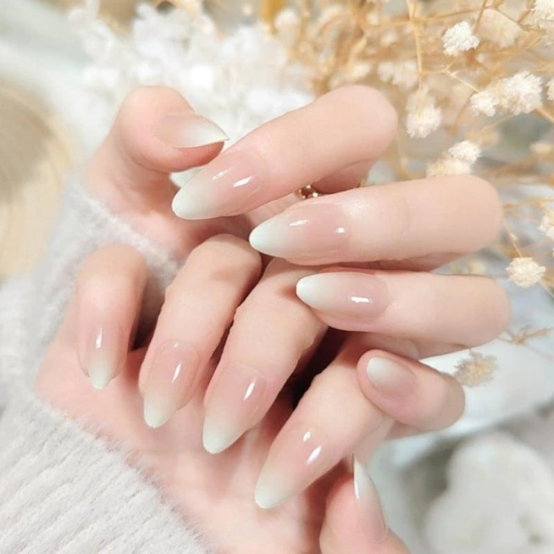 Artificial Nails Short Almond Shape Glitter Set 24 Pieces