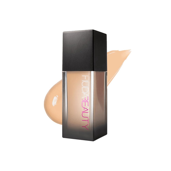 Huda Beauty Liquid Foundation Matte Powder Finish Vitamin E Hyaluronic Acid Panna Macaroon 230N 35 ml