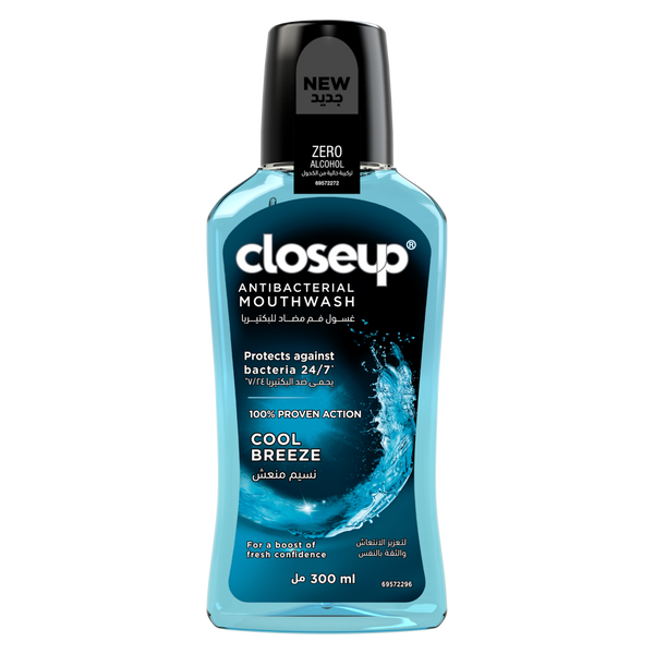 Closeup Cool Breeze Alcohol-Free Mouthwash with Zinc Formula, 300ml