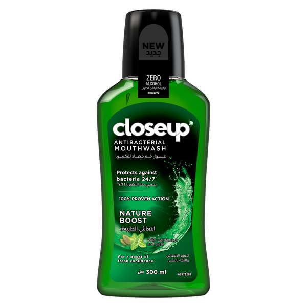 Closeup Nature Boost Alcohol-Free Mouthwash with Zinc Formula, 300ml