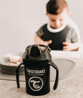 Twistshake Mini Cup Sippy Cup with Soft Spout and Fruit Mixer, Black, 230ml, 4+ Months