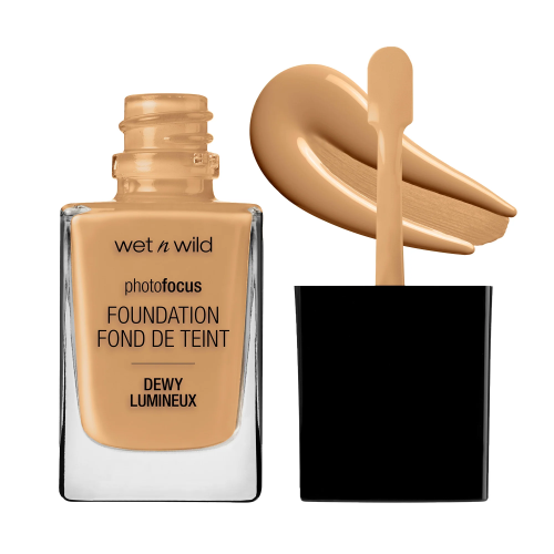 Wet N Wild Photo Focus Dewy Foundation Medium Coverage Desert Beige