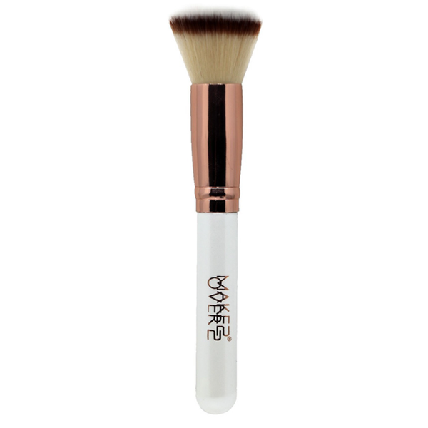 Makeover22 Foundation Brush 01 Soft Bristles Ergonomic Design