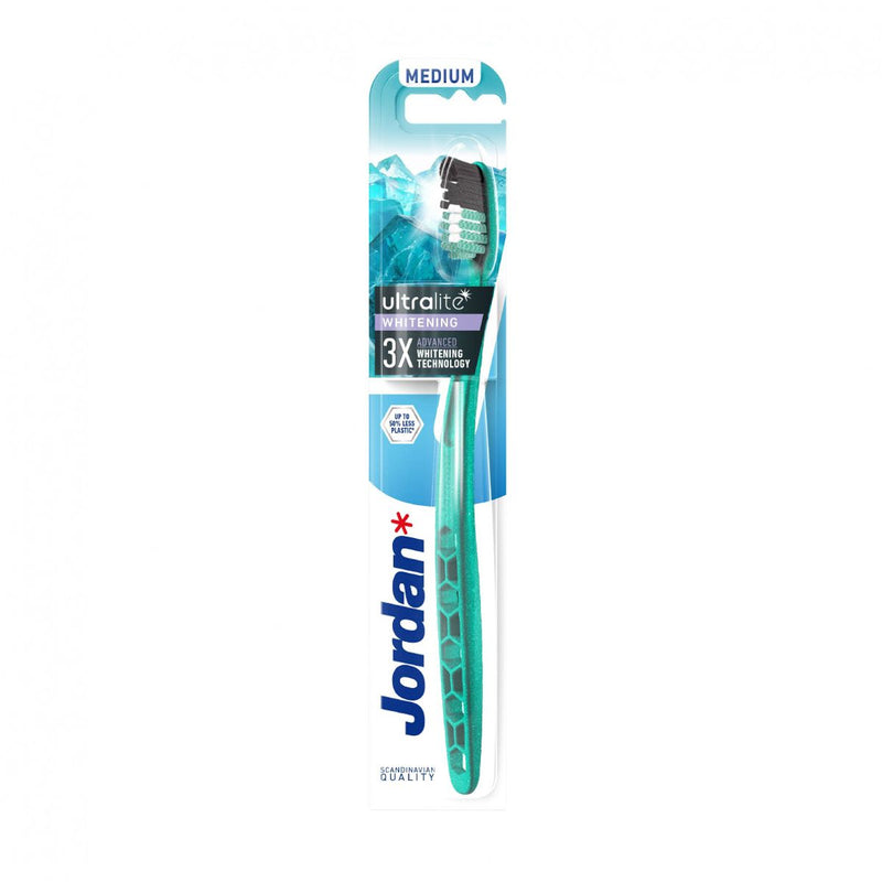 Jordan Ultralite Medium Toothbrush, Brightening Design