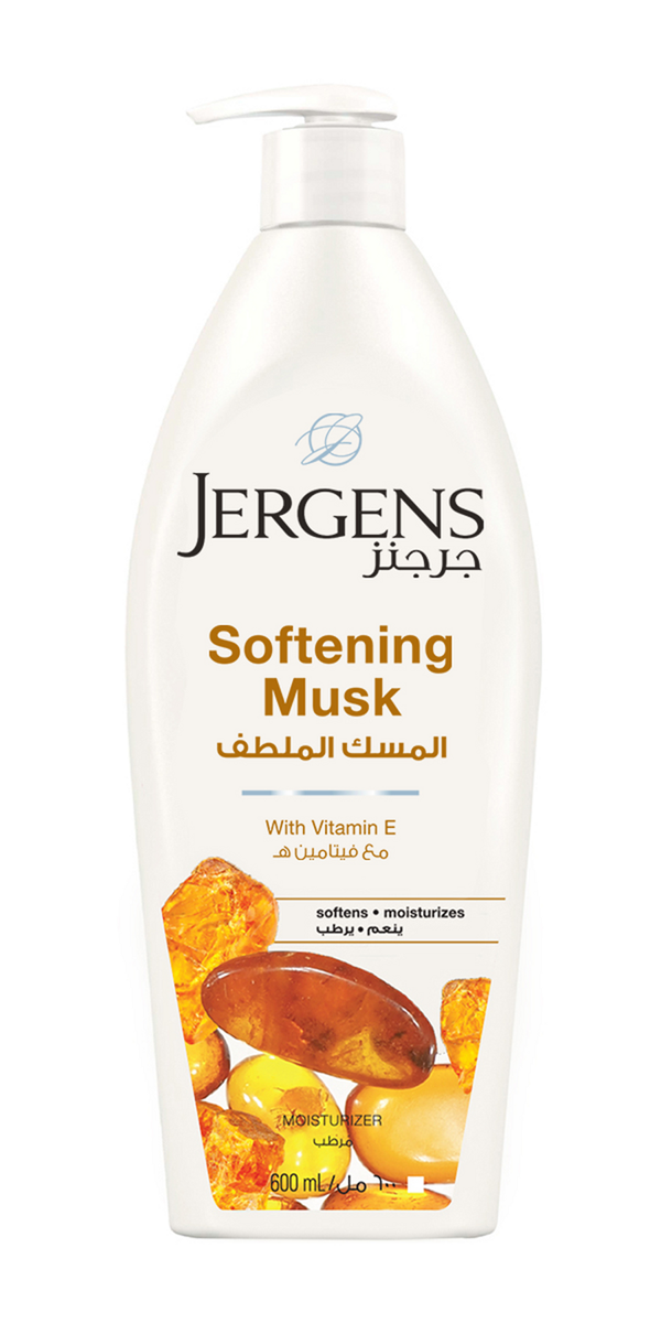 Jergens Body Lotion Musk Fragrance Hydrating Moisturizer 600 ml