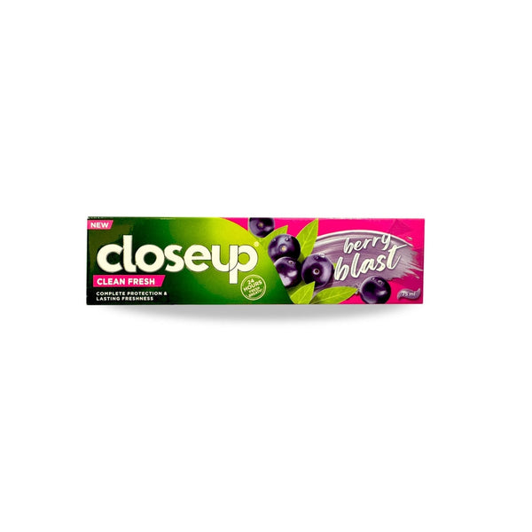 Close Up Clean Fresh Berry Blast Toothpaste Mineral Clay Acai Berry 75 ml