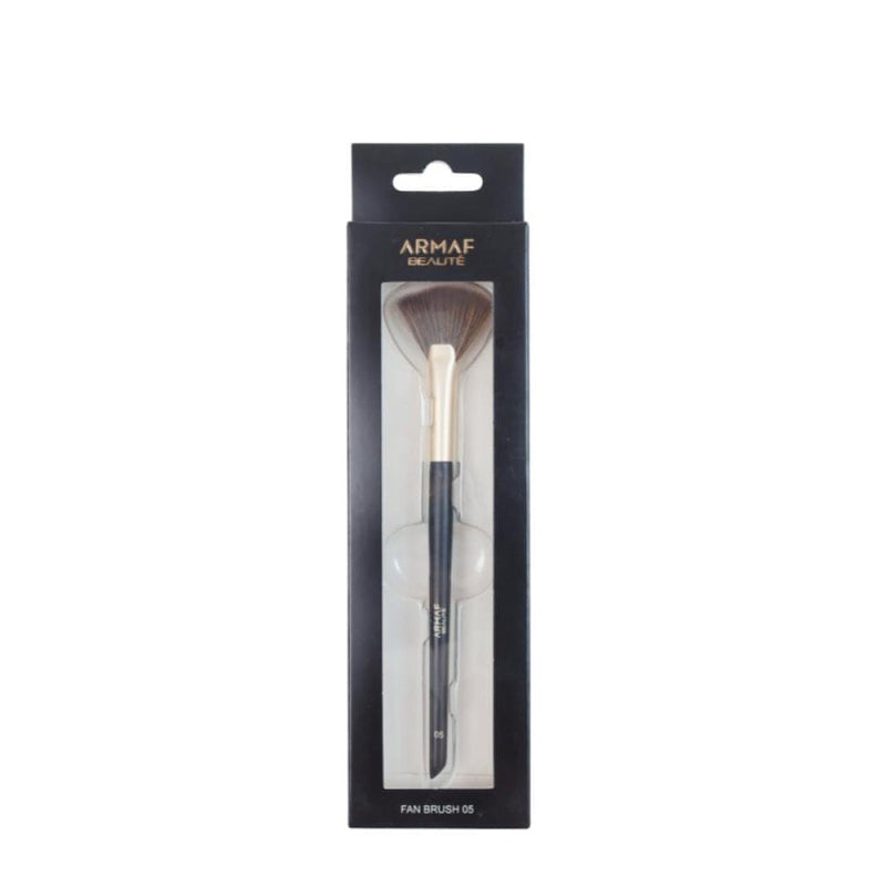 Armaf Beaute Brush 05 Fan Powder Makeup Brush for Highlighting and Setting