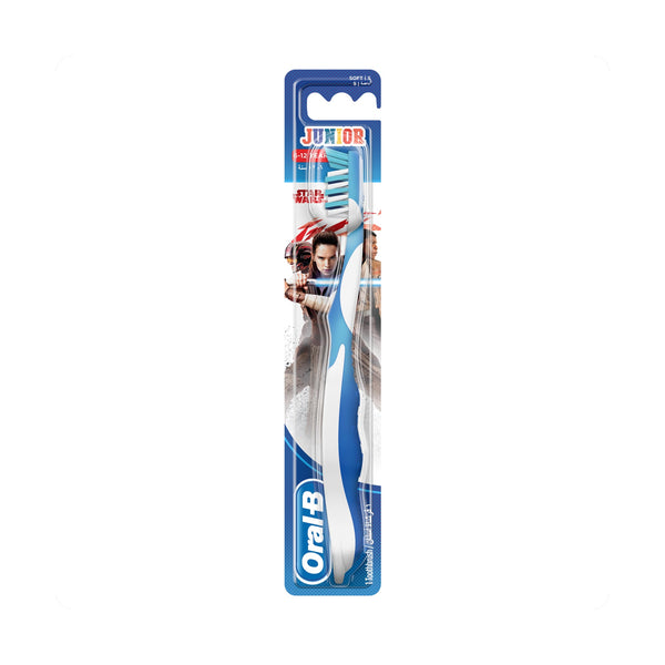 Oral-B Stages Soft Toothbrush CrissCross Bristles Star Wars Design for Children Aged 6-12 Years