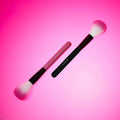 Essence Colour Changing Powder Brush with Temperature Sensitive Handle