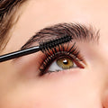 Essence Call Me Queen Mascara Volumizing Lengthening Black Rubber Brush