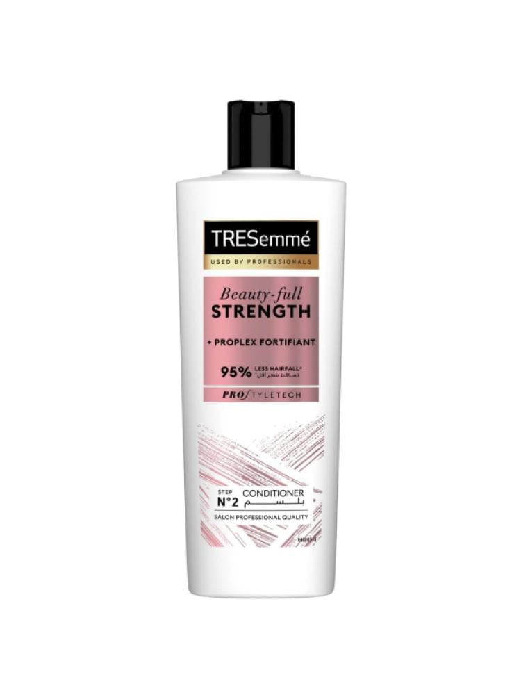 Strengthening Conditioner with Biotin for Resilient Hair by TRESemm?? 400ml